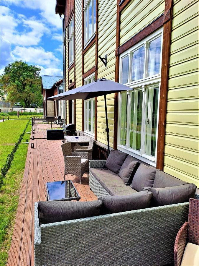 Emajoe Keeltekool Apartment 타르투 외부 사진