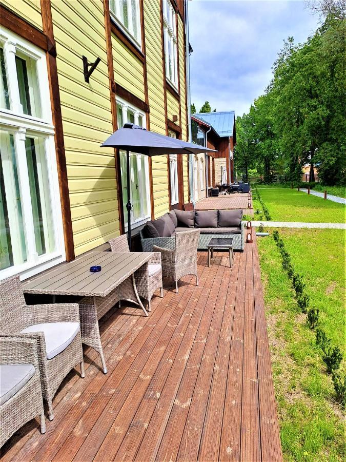 Emajoe Keeltekool Apartment 타르투 외부 사진